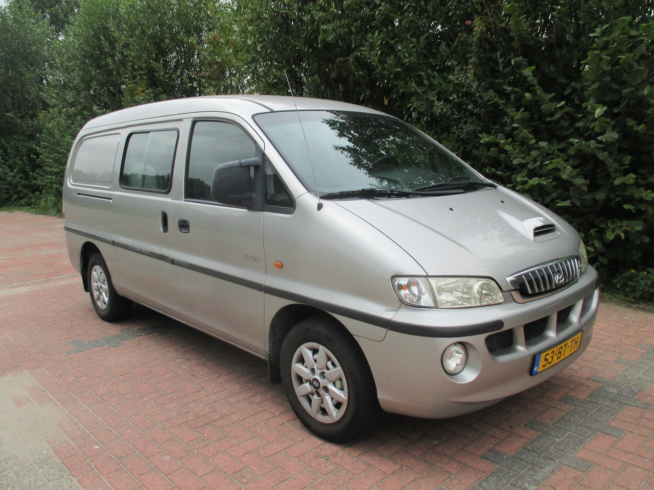 Hyundai H 200 - 2.5 CRDi Luxe lang DC APK t/m 20-09-2027 Dubbele Cabine - AutoWereld.nl