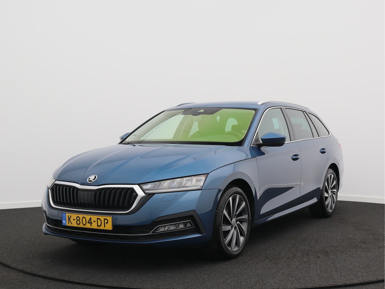 Skoda Octavia Combi - 1.0 e-TSI Business Edition Plus/ leder/ achteruitrijcamera! - AutoWereld.nl