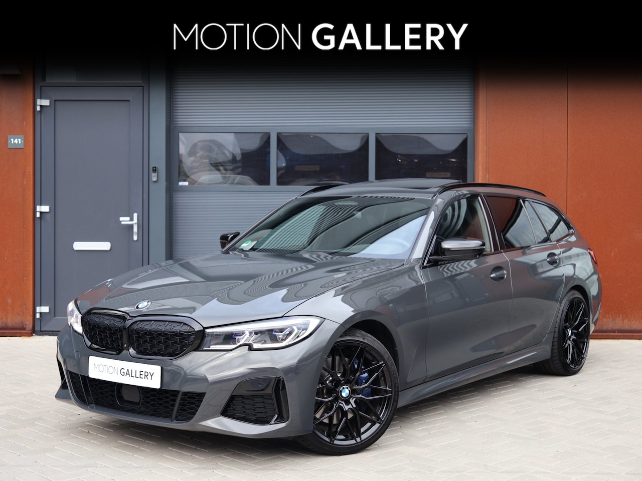 BMW 3-serie Touring - M340i xDrive High Executive | Laser | Pano | 360 | H&K | ACC | HUD | Dravitgrau | M-onders - AutoWereld.nl