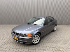 BMW 3-serie - 318i Volledig onderhouden zeer nette conditie