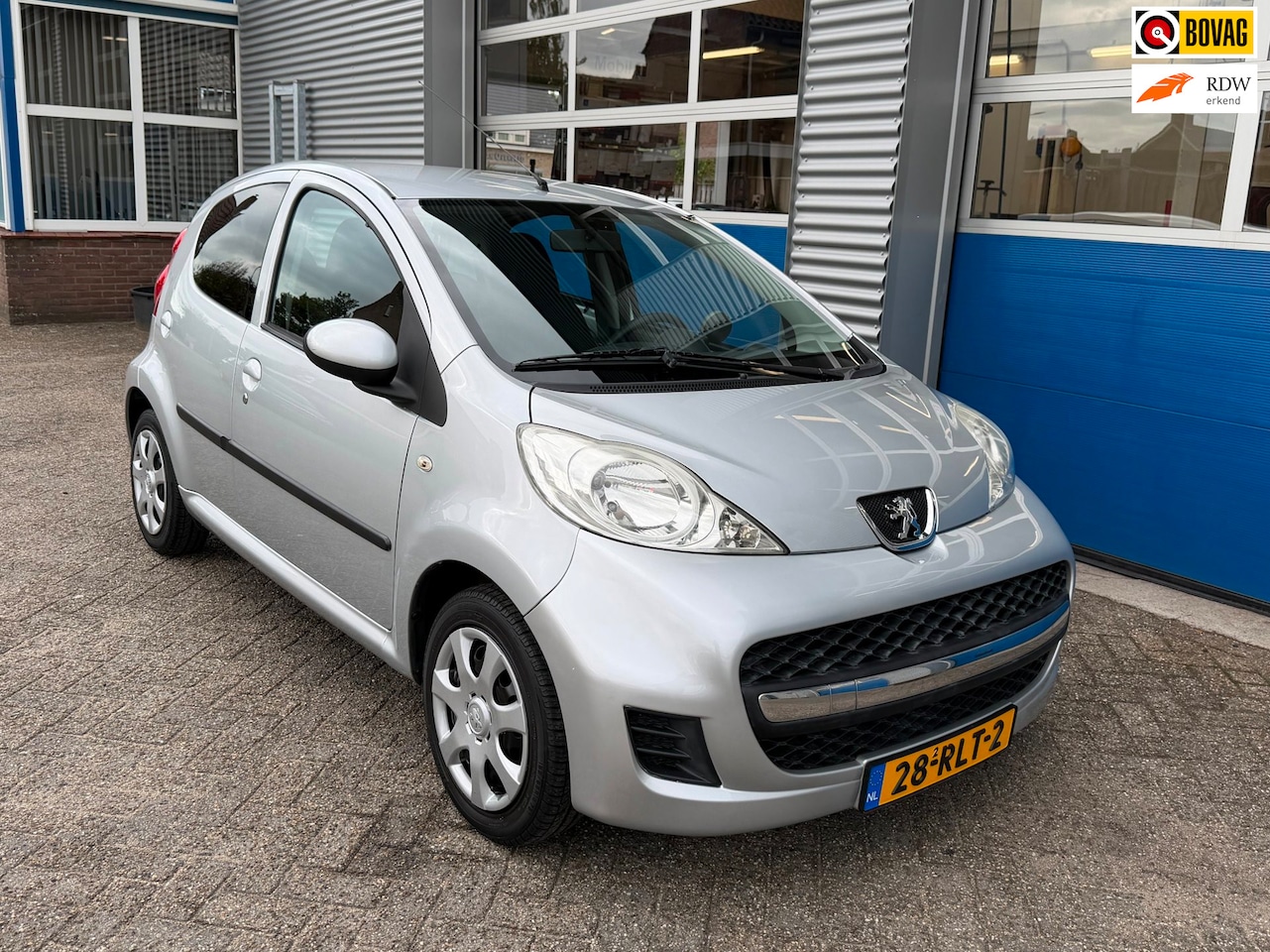 Peugeot 107 - 1.0-12V XS 1.0-12V XS - AutoWereld.nl