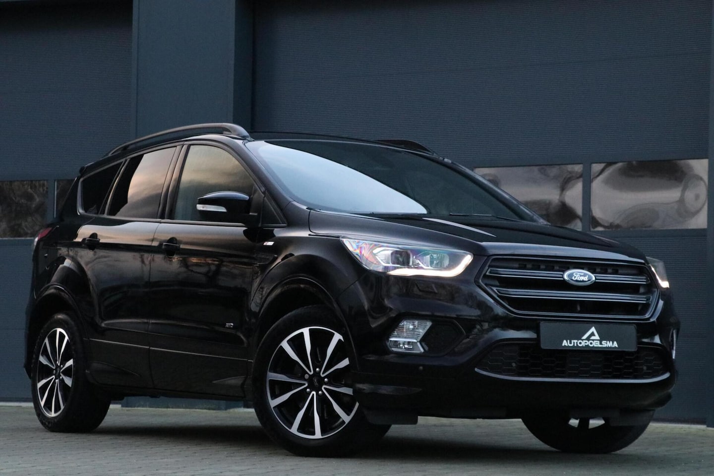 Ford Kuga - 1.5 AWD EcoBoost |ST LINE| Trekhaak Camera Pdc Carplay PrivacyGlass Lmv Uistraling 140000k - AutoWereld.nl