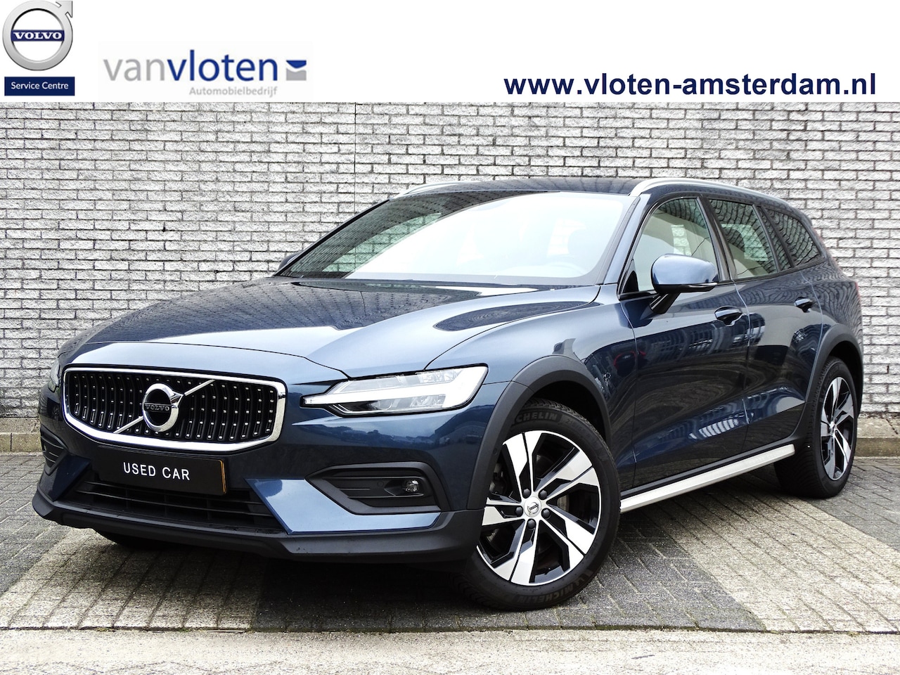 Volvo V60 Cross Country - 2.0 B5 AWD Pro | leder | 250pk | - AutoWereld.nl