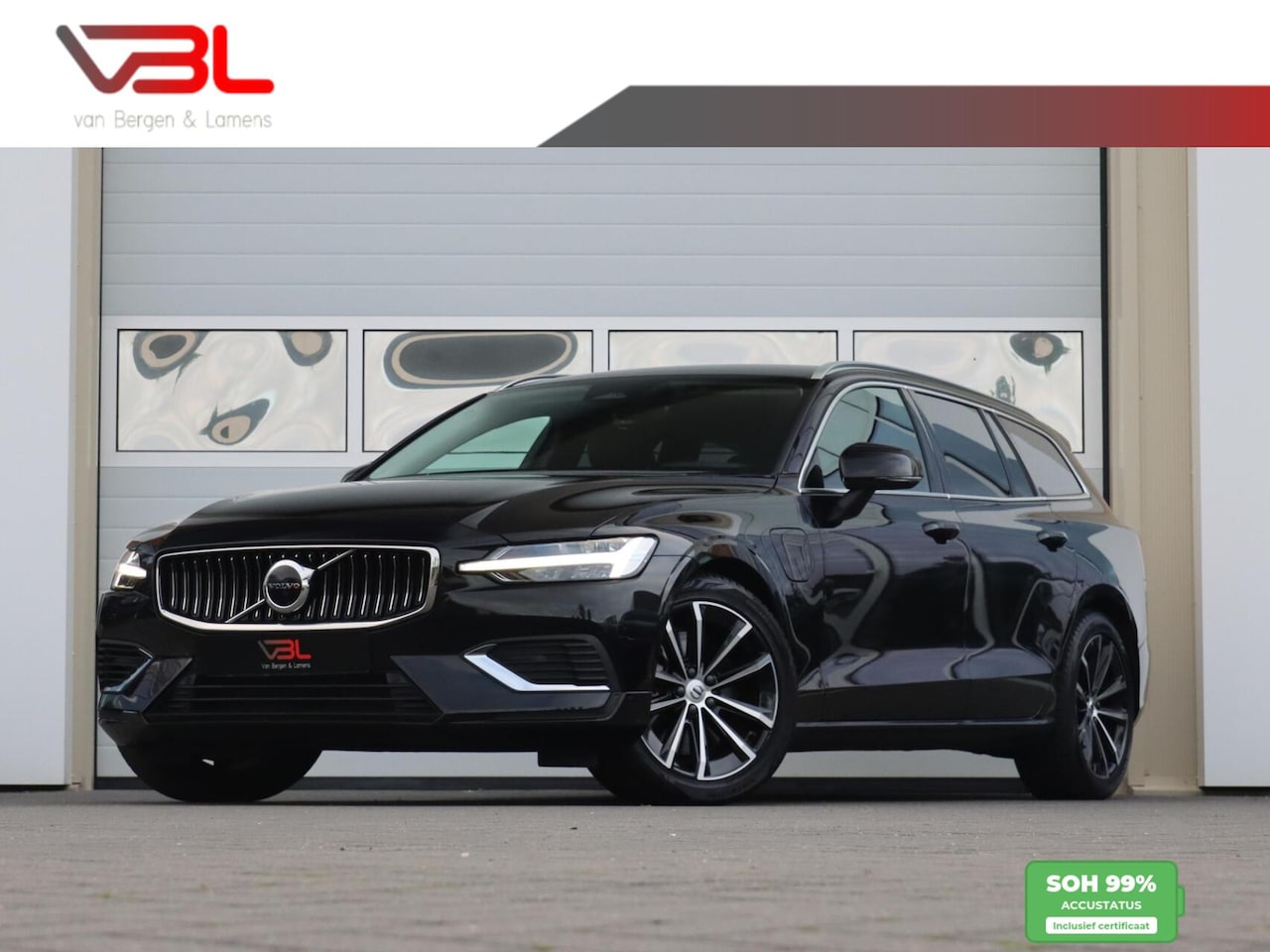 Volvo V60 - 2.0 T6 Plug-in hybrid AWD Ultra Bright | SOH 99% | Long Range - AutoWereld.nl