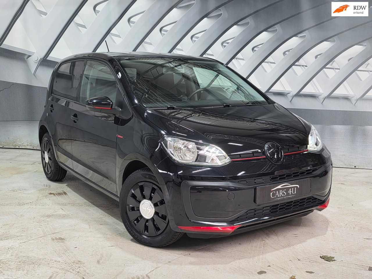 Volkswagen Up! - 1.0 BMT move up! gti look - AutoWereld.nl