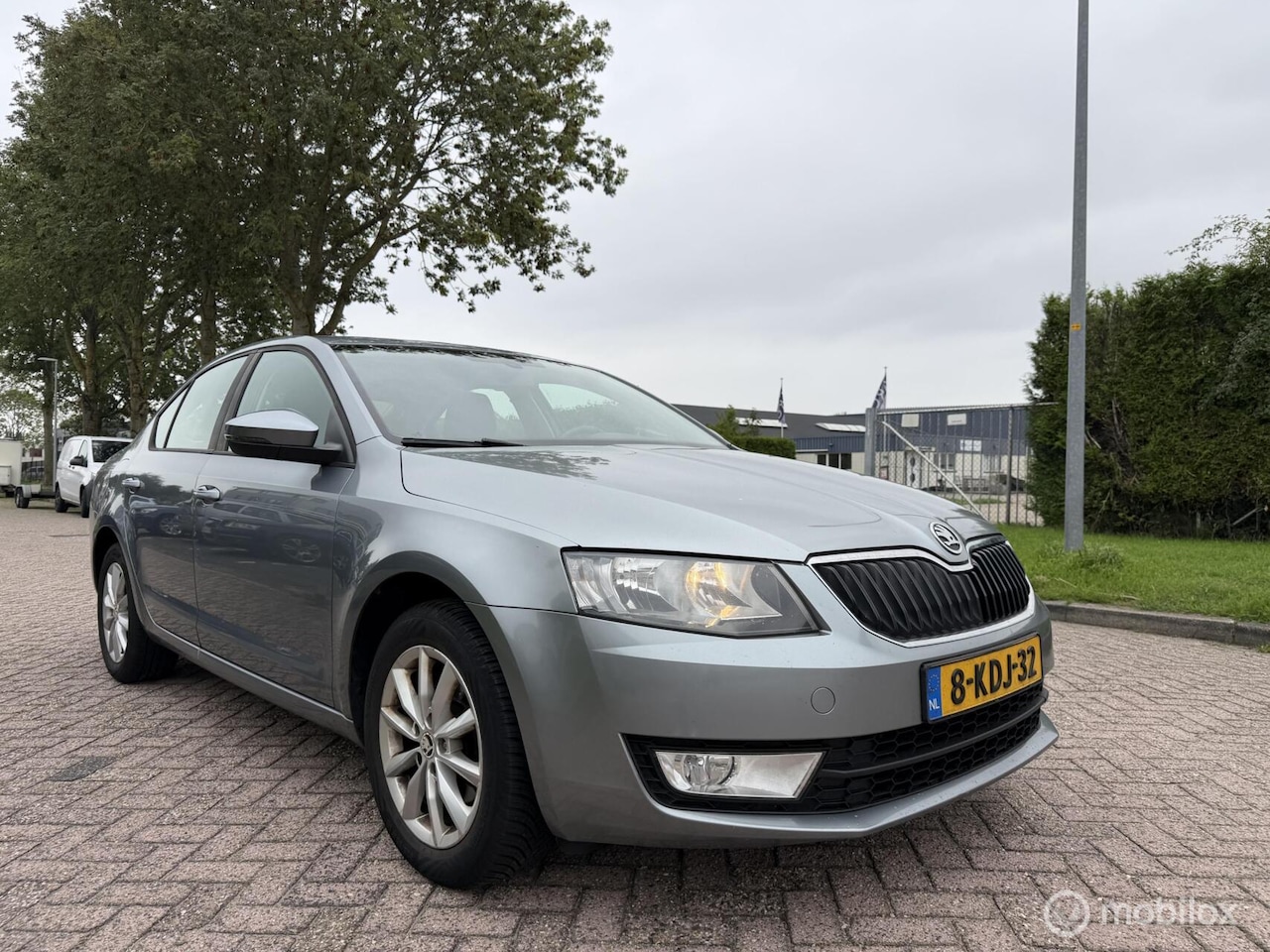 Skoda Octavia - 1.2 TSI Greentech Ambition Businessline 1.2 TSI Greentech Ambition Businessline - AutoWereld.nl