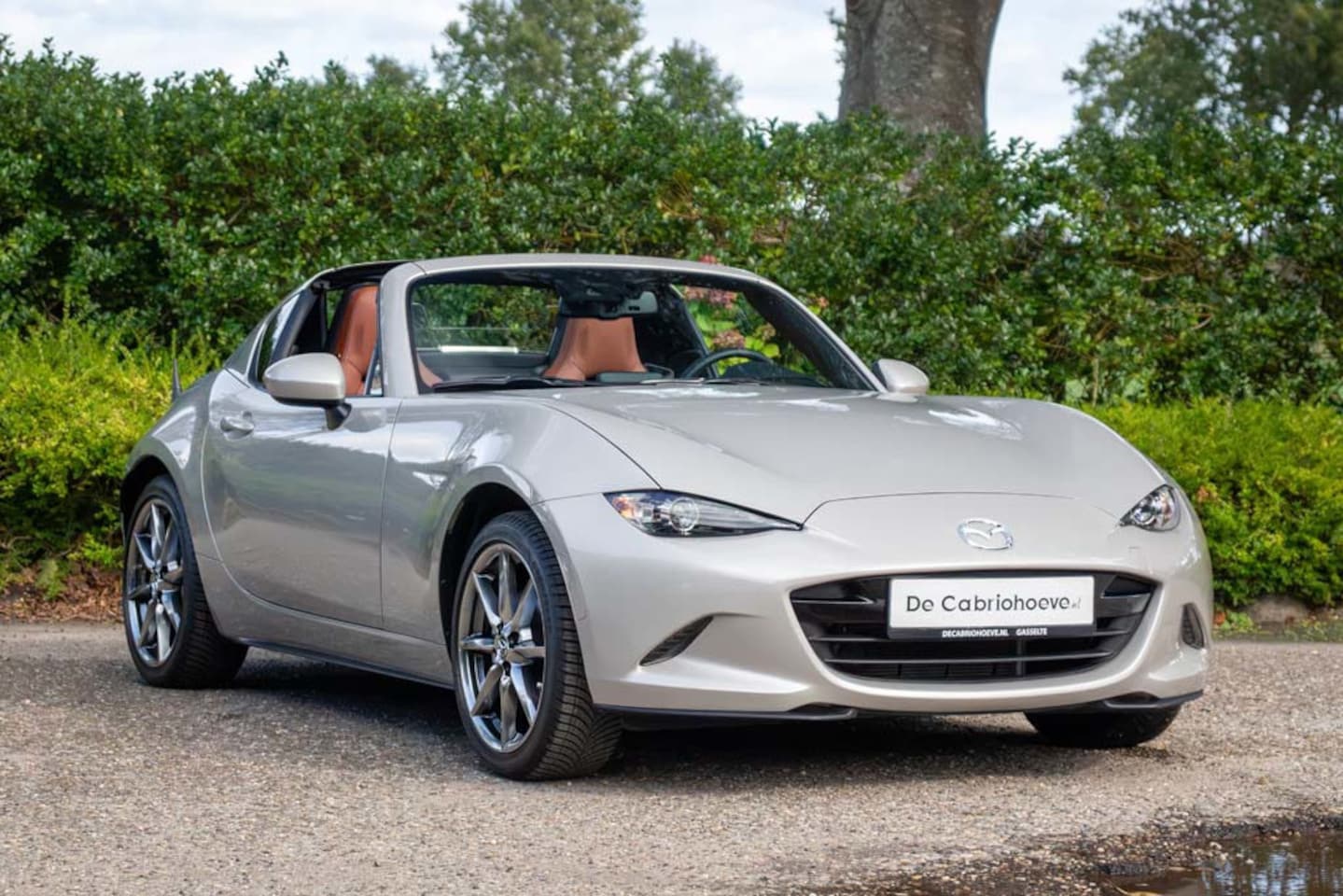 Mazda MX-5 RF - NDRF 2.0l SkyActiv-G 184 GT-M Platinum Quartz Metallic - AutoWereld.nl
