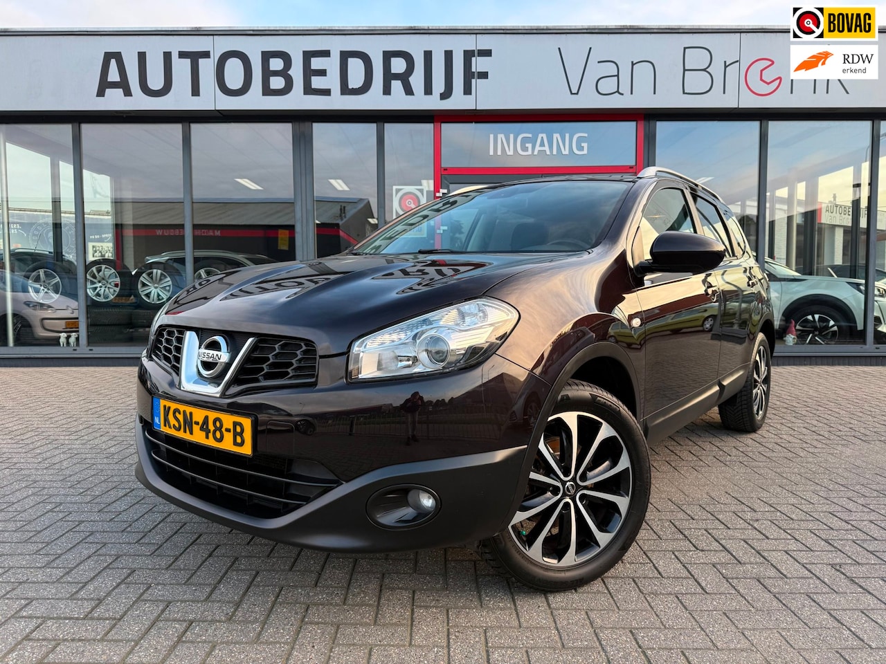 Nissan Qashqai - 1.6 Connect Edition | 7P | Camera | Trekhaak - AutoWereld.nl