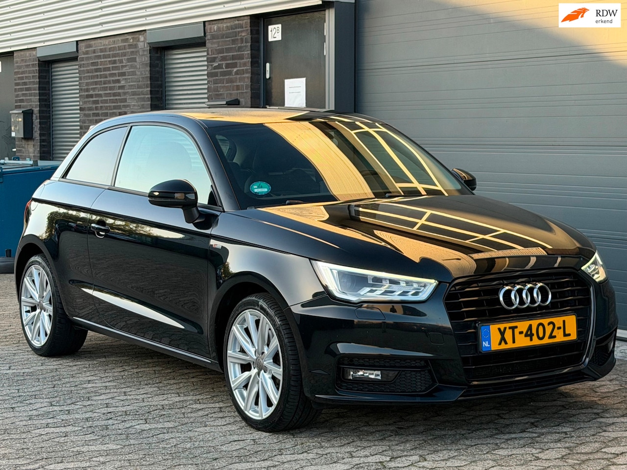 Audi A1 - 1.4 TFSI Sport S Line NAVI XENON CLIMA LED CRUISE PDC - AutoWereld.nl