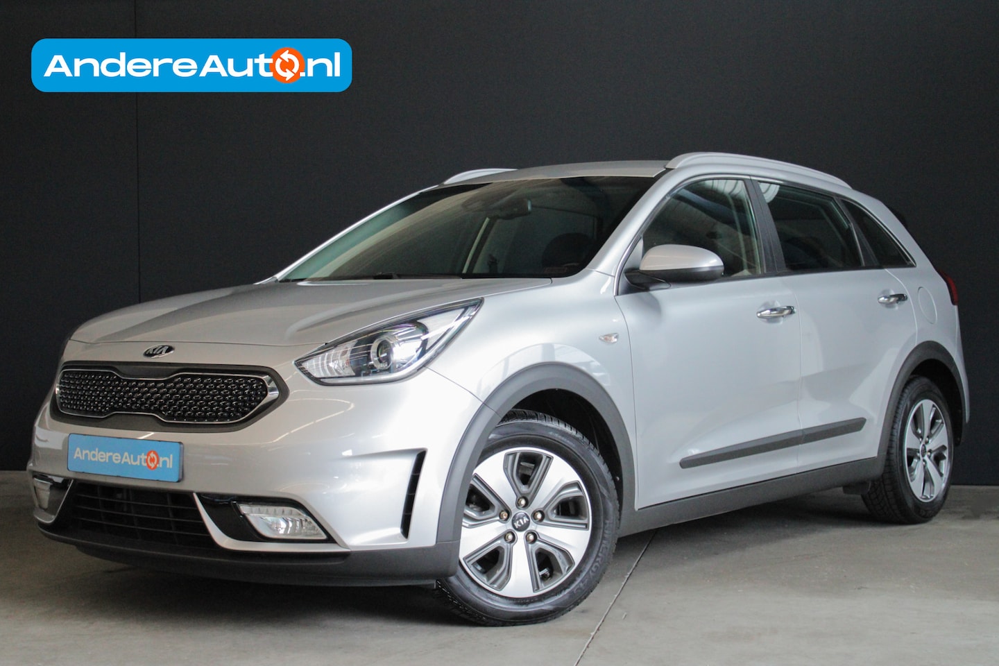 Kia Niro - 1.6 GDi Hybrid DynamicLine |Apple/Android|stoel/stuurverwarming|leder| - AutoWereld.nl