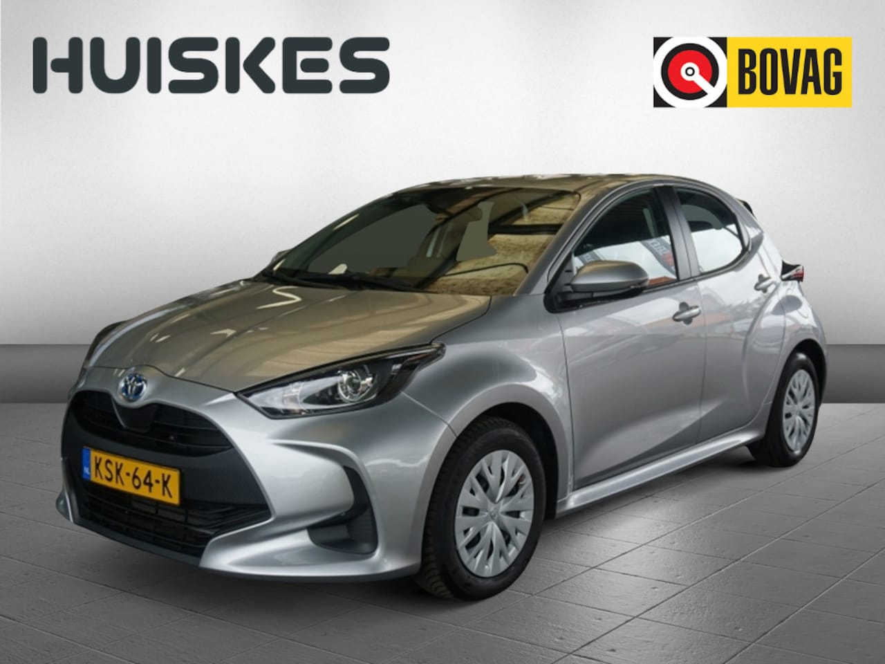 Toyota Yaris - 1.5 Hybrid 115 Comfort | Carplay | Adapt. Cruise | Achteruitrijcamera - AutoWereld.nl