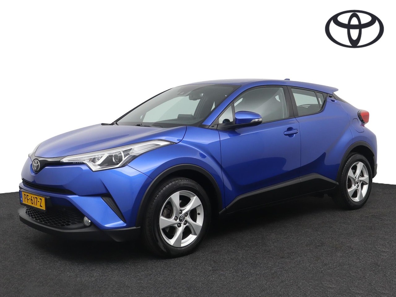 Toyota C-HR - 1.2 Dynamic | Climate control | Cruise control | Parkeercamera | Trekhaak | - AutoWereld.nl
