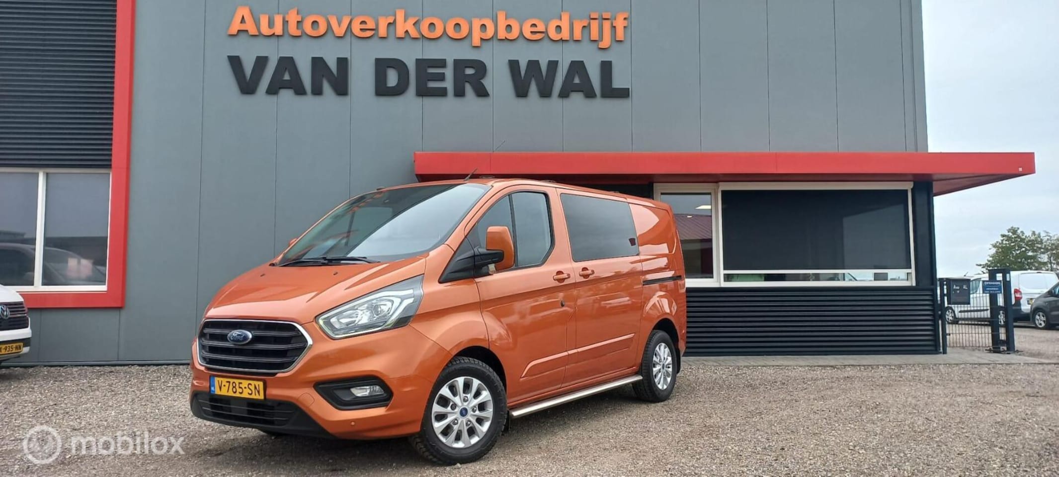 Ford Transit Custom - 320 2.0 TDCI L1H1 Limited DC 320 2.0 TDCI L1H1 Limited DC - AutoWereld.nl