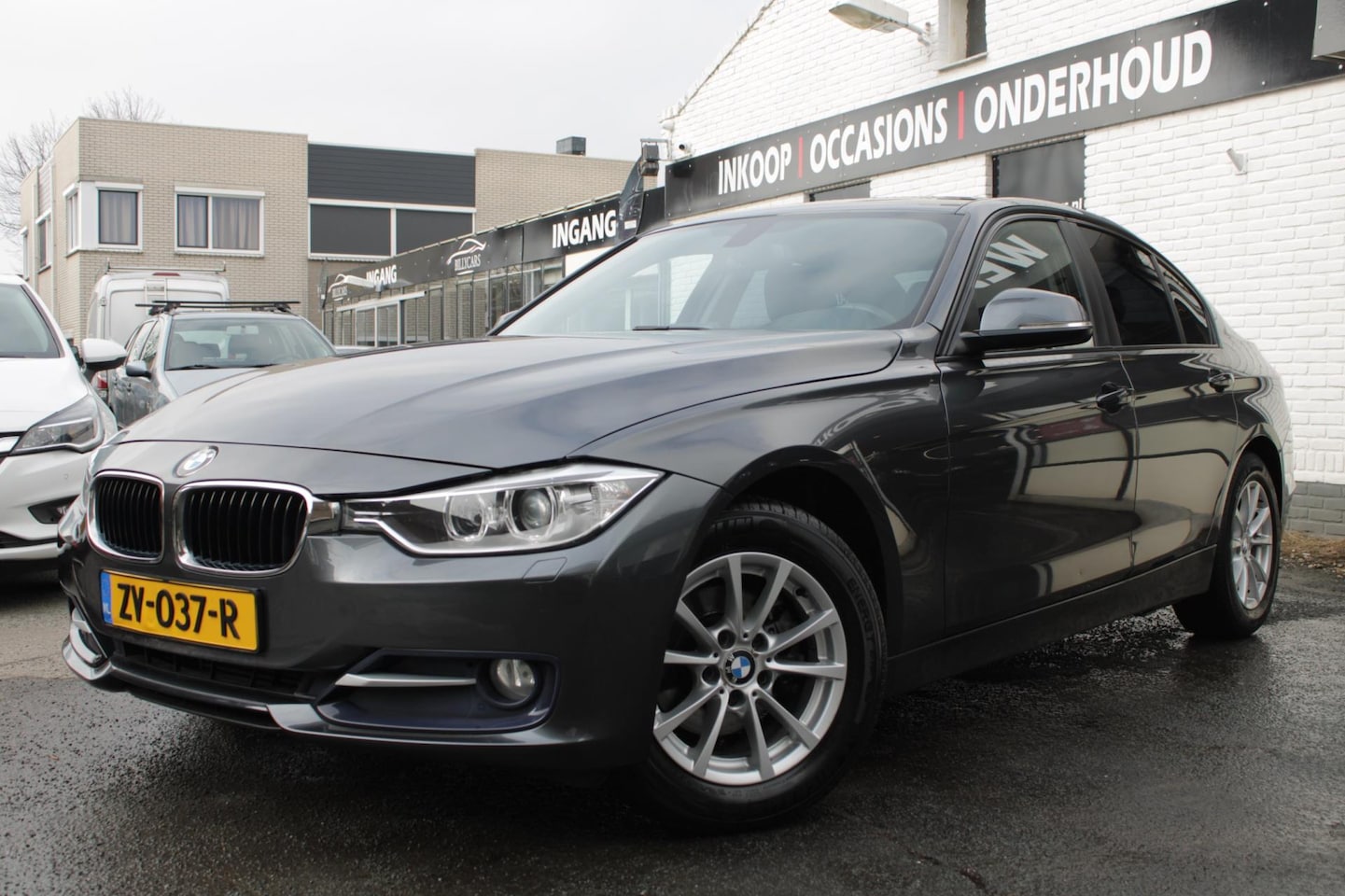 BMW 3-serie - 316i High Executive | Airco | Cruise Control | Elec ramen | Stoelverwarming | Parkeersenso - AutoWereld.nl