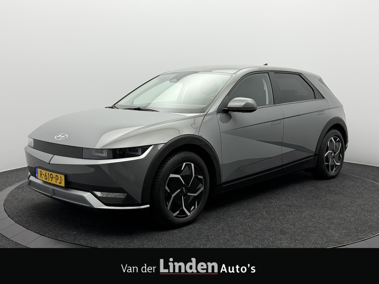 Hyundai IONIQ 5 - Style 77.4 kWh SOH 96,2% | Trekhaak | Snellaadvermogen 350KW | Camera - AutoWereld.nl