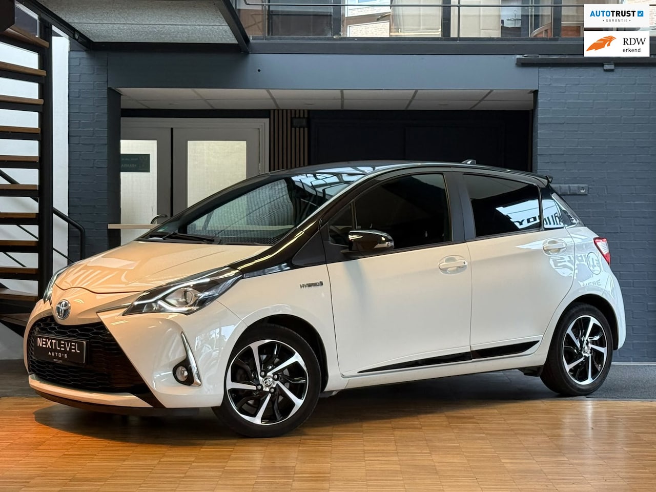 Toyota Yaris - 1.5 Hybrid Aspiration 1.5 Hybrid Aspiration - AutoWereld.nl