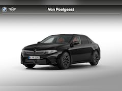 BMW i3 - Sedan 50 xDrive First Edition | M Sportpakket | Innovation Pack | Trekhaak | Panoramadak