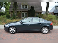 Volvo S60 - 2.0 D4 Summum Leer/dealer onderhouden/trekhaak