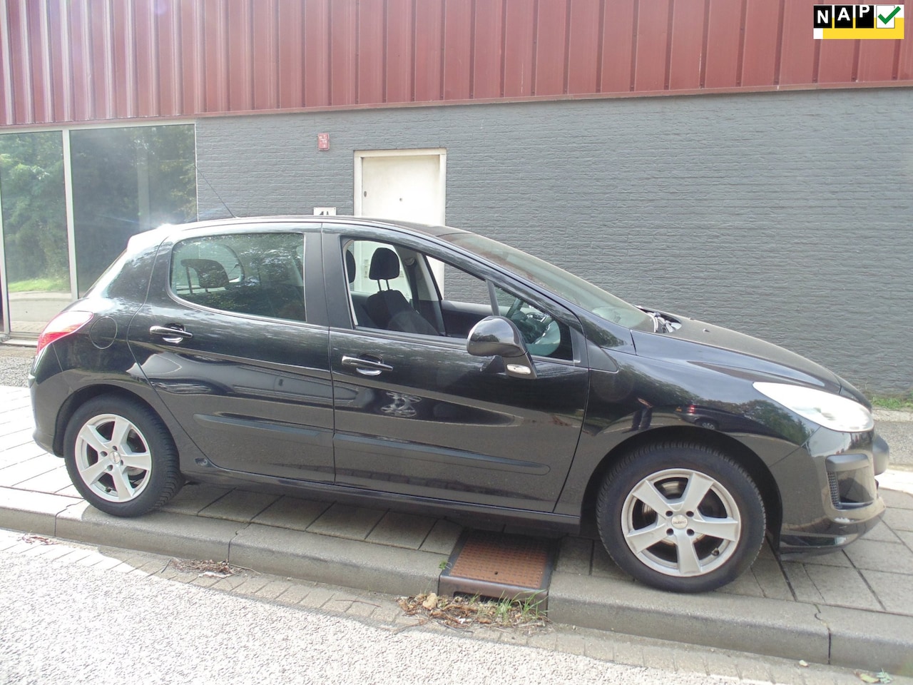 Peugeot 308 - 1.6 VTi X-line MET AIRCO TREKHAAK 2009 - AutoWereld.nl