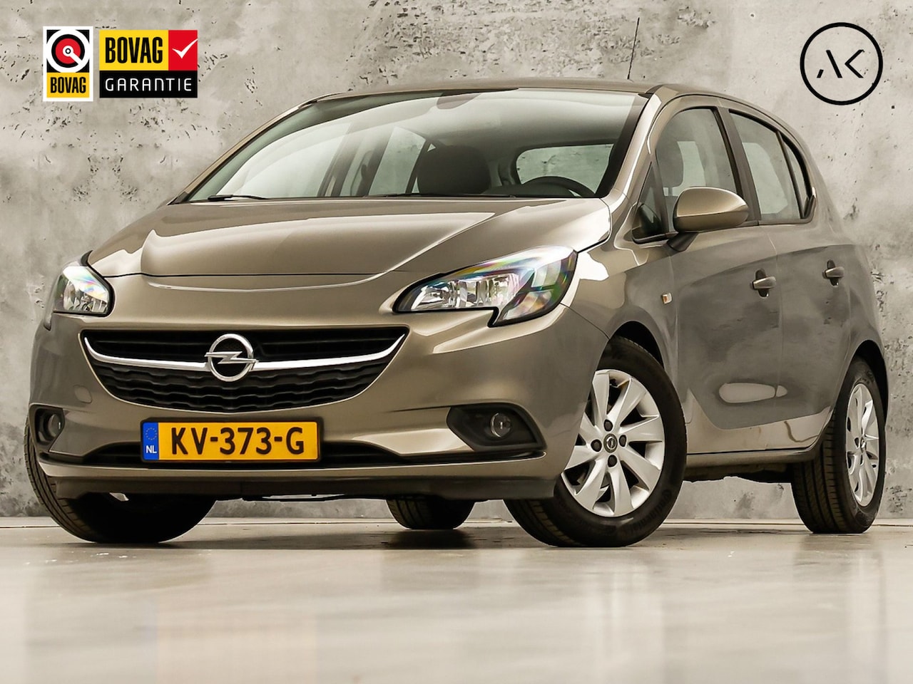 Opel Corsa - 1.4 Color Edition (5 DEURS, AIRCO, SPORTSTOELEN, CRUISE, ELEK RAMEN, NIEUWE APK, NIEUWSTAA - AutoWereld.nl