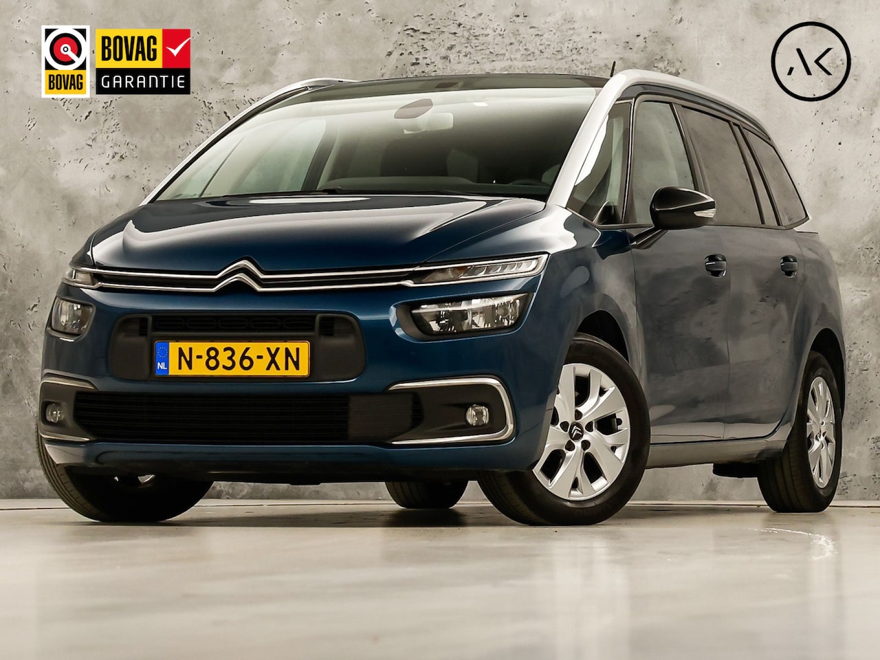 Citroën Grand C4 SpaceTourer - 1.2 PureTech Sport 7 Persoons (APPLE CARPLAY, STOELVERWARMING, NAVI, GETINT GLAS, SPORTSTO - AutoWereld.nl