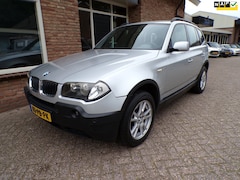 BMW X3 - 2.5i Executive Automaat / Leder / Navi