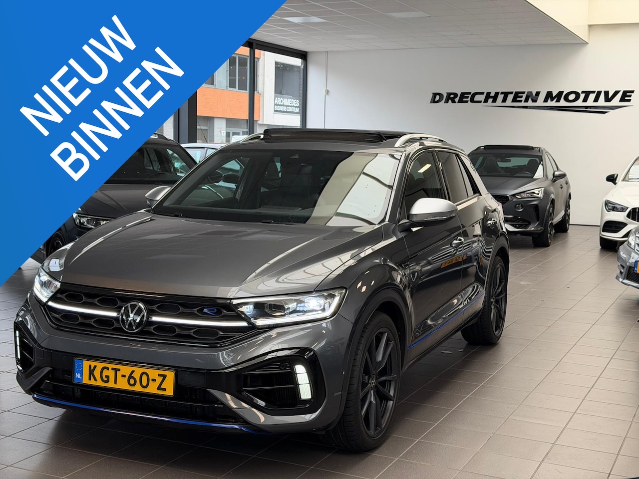 Volkswagen T-Roc - 2.0 TSI 4Motion R / pano / akrapovice / leder / - AutoWereld.nl