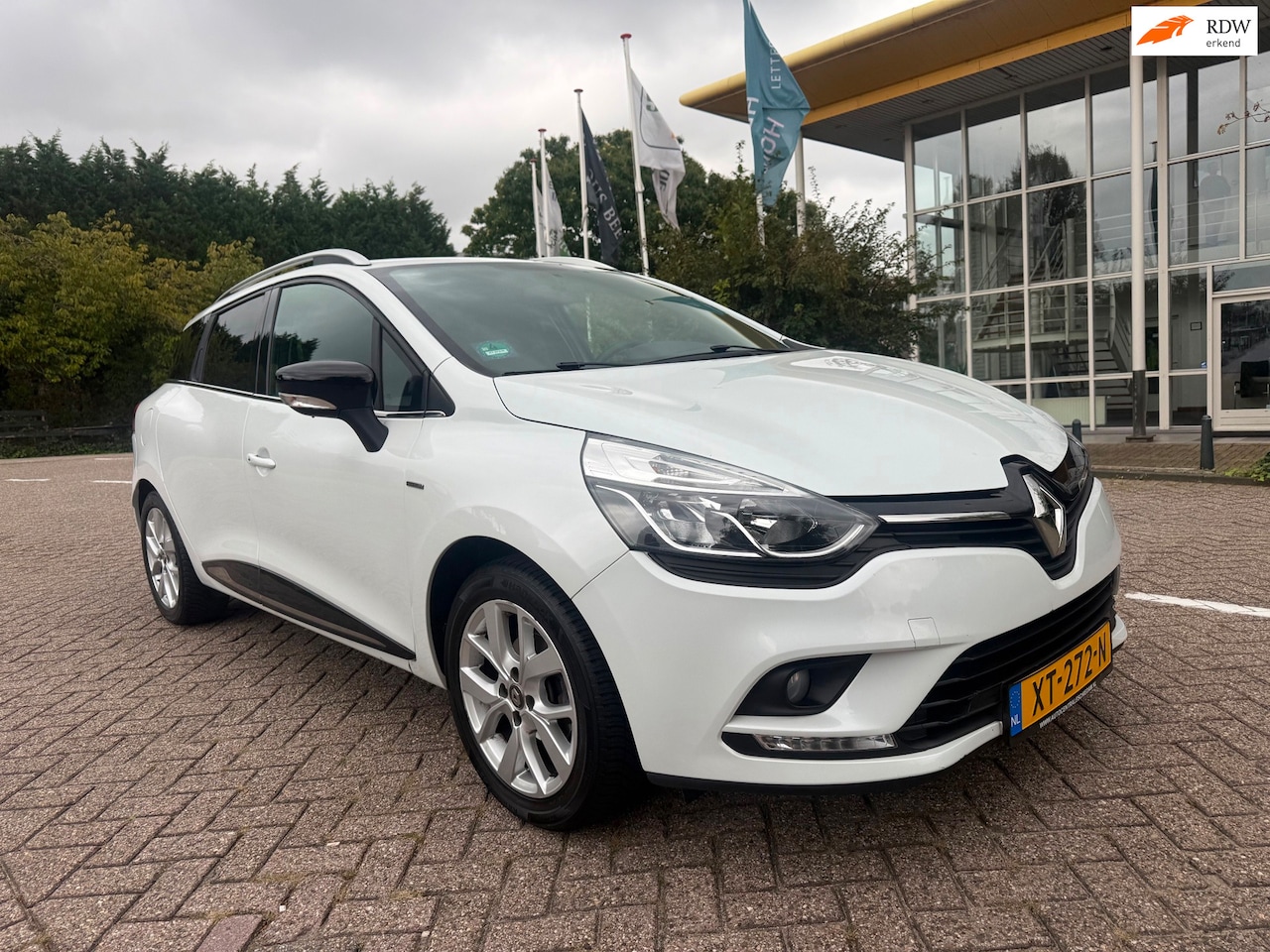 Renault Clio Estate - 0.9 TCe Limited 0.9 TCe Limited - AutoWereld.nl