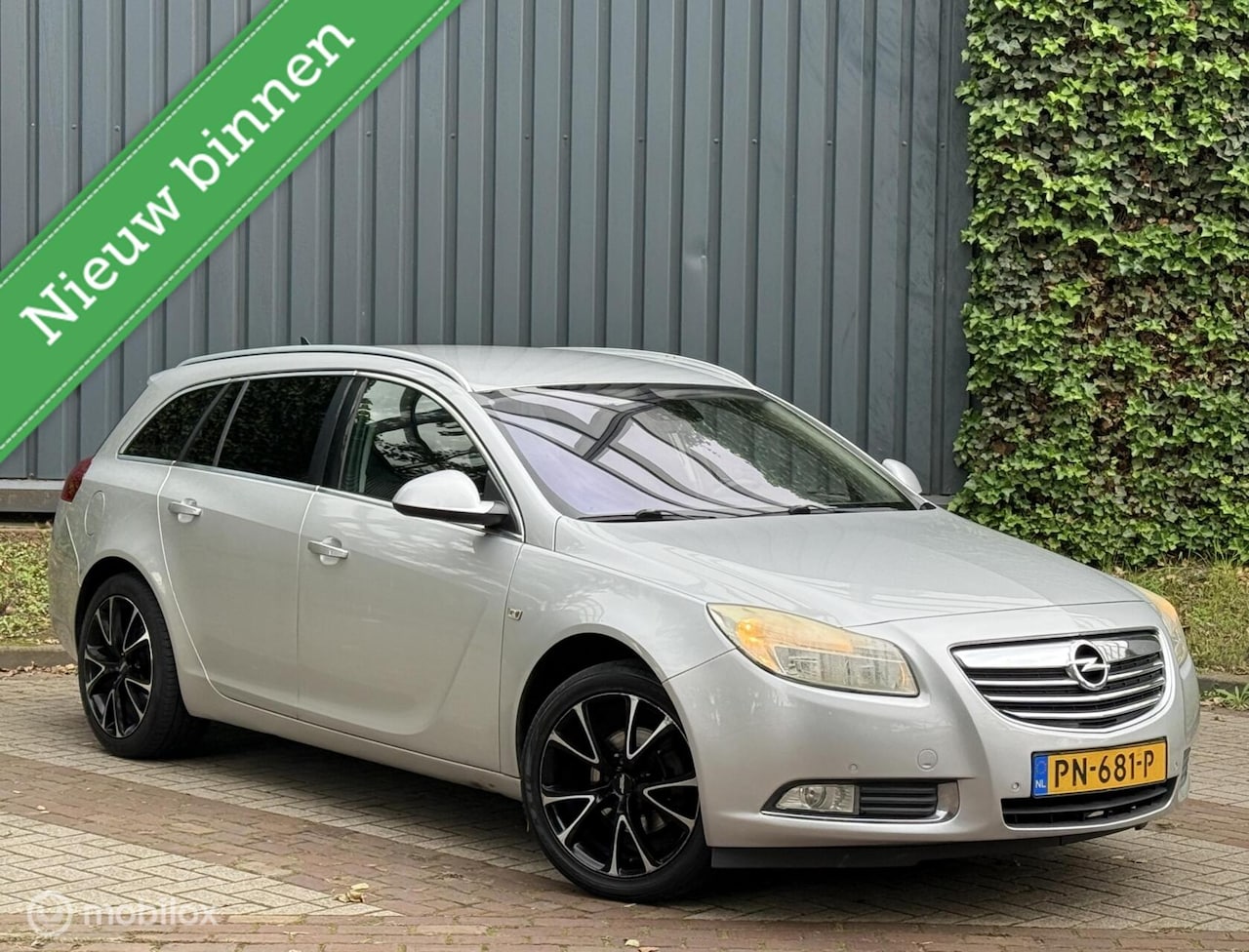 Opel Insignia Sports Tourer - 2.0 CDTI Sport |Parrot|Cruise - AutoWereld.nl