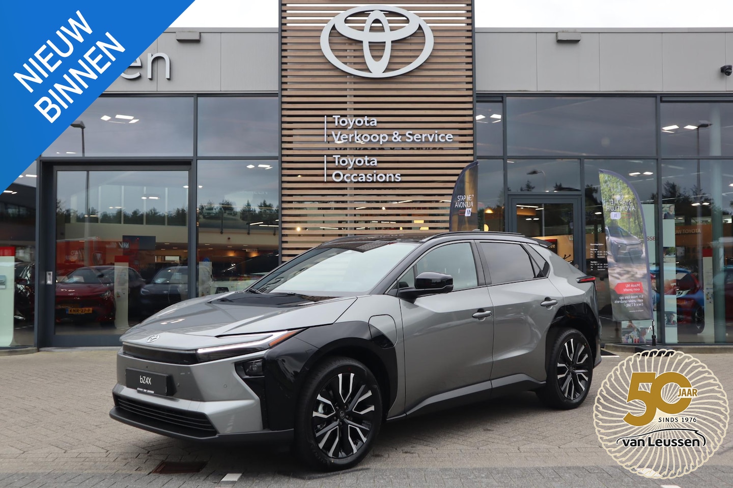 Toyota bZ4X - EXECUTIVE 73 KWH NIEUW! PREMIUM-PACK 20"LMV PANODAK MEMORY-SEAT JBL STOEL/STUURVERW. VOORR - AutoWereld.nl