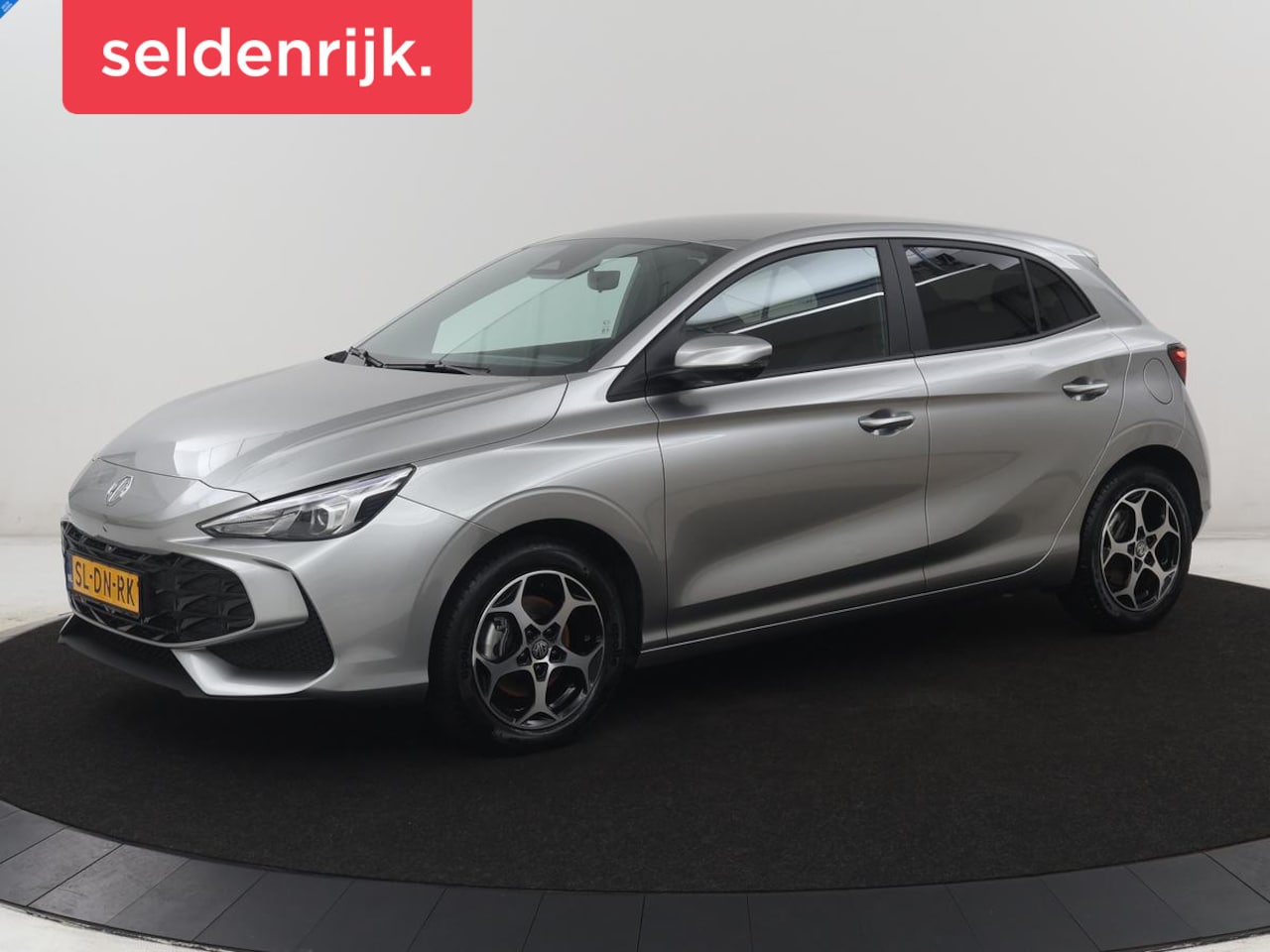MG MG3 Hybrid+ - 1.5 Comfort | Automaat | Stoelverwarming | LED | Stuurwielverwarming | Navigatie | 360 Cam - AutoWereld.nl