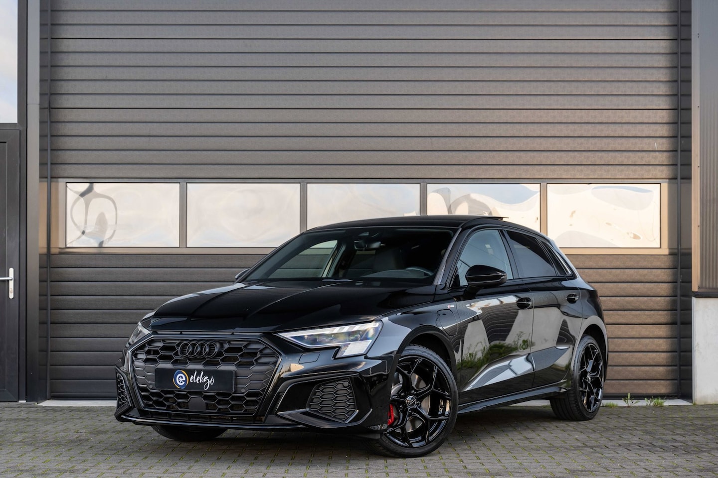 Audi A3 Sportback - 45 TFSI e S-Line edition Competition Pano|B&O|Matrix|Camera|Ambi| - AutoWereld.nl