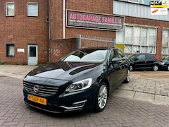 Volvo V60 - 2.4 D6 AWD Plug-In Hybrid Summum