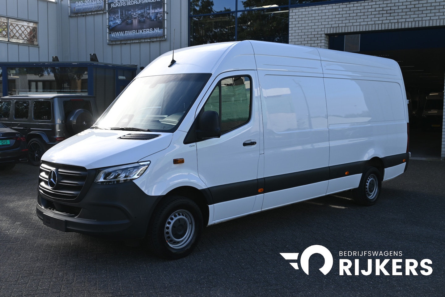 Mercedes-Benz Sprinter - 317 CDI L3H2 Pro LED, MBUX navigatie met camera en parkeerpakket, Etc. - AutoWereld.nl