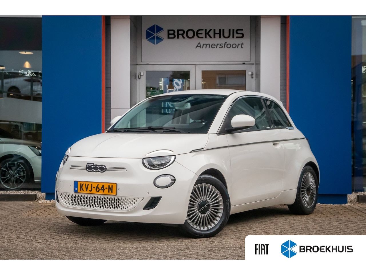 Fiat 500 - Icon 42 kWh | Achteruitrijcamera | Cruise Control | Keyless start | Parkeersensoren Voor/A - AutoWereld.nl