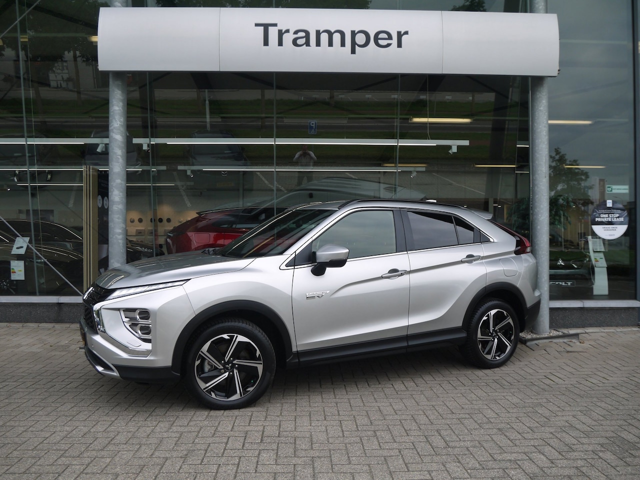 Mitsubishi Eclipse Cross - 2.4 PHEV Intense+|Trekhaak|Rijklaar - AutoWereld.nl