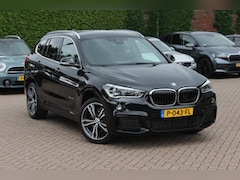 BMW X1 - xDrive20i High Exe. M Sport / Trekhaak / Camera / Alcantara / Keyless / 19'' / Navigatie /
