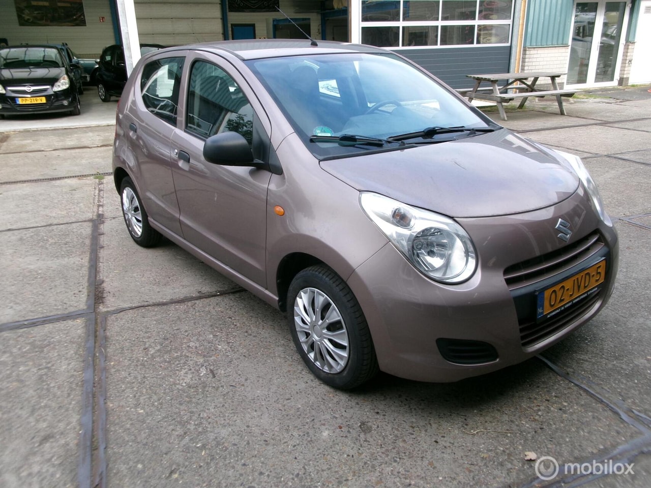 Suzuki Alto - 1.0 Comfort Airco 89000km . - AutoWereld.nl