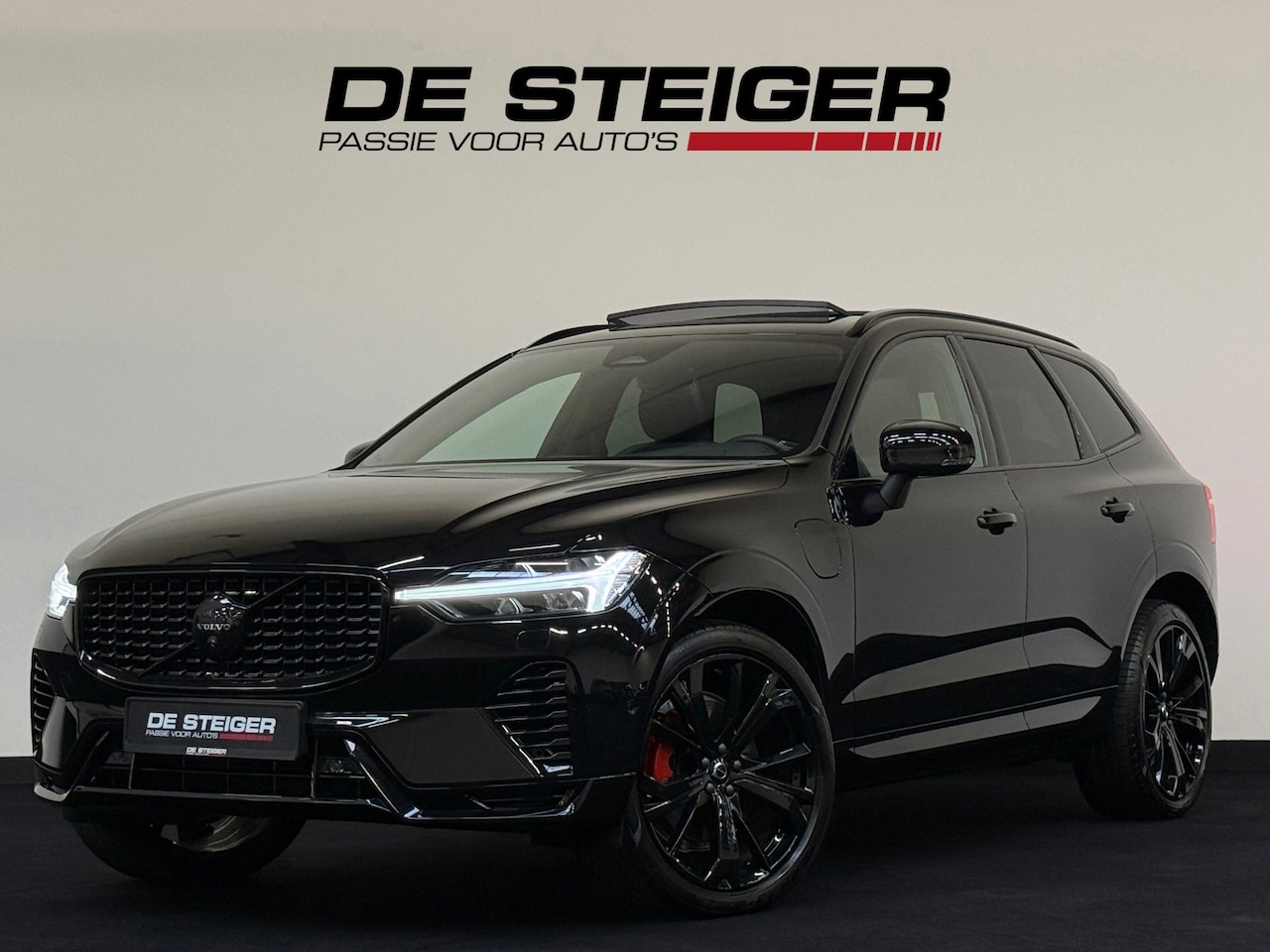 Volvo XC60 - 2.0 T6 Plug-in hybrid AWD Ultimate Dark Pano ACC Camera - AutoWereld.nl
