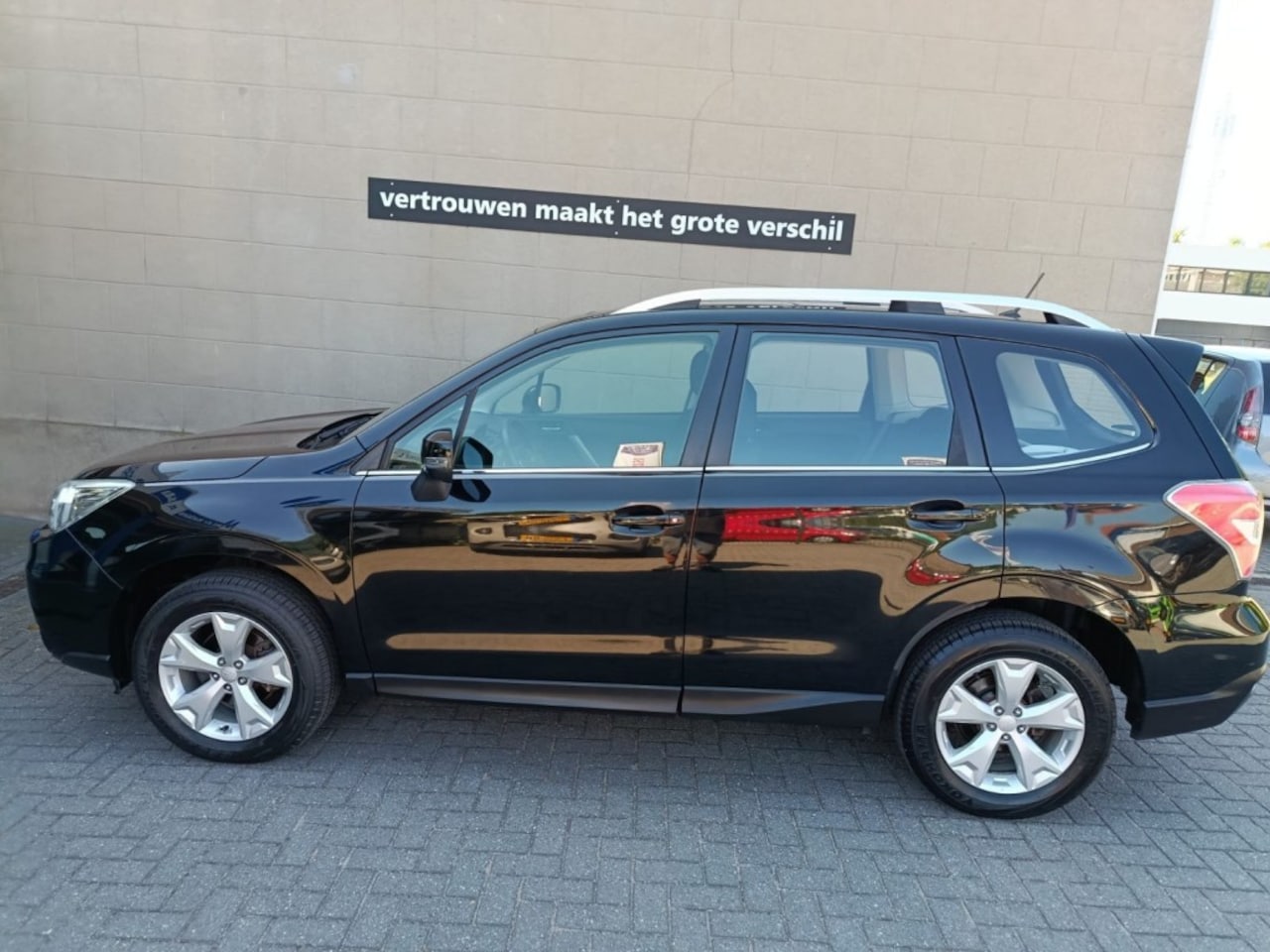 Subaru Forester - 2.0 Luxury Plus 2.0 LUXURY PLUS - AutoWereld.nl
