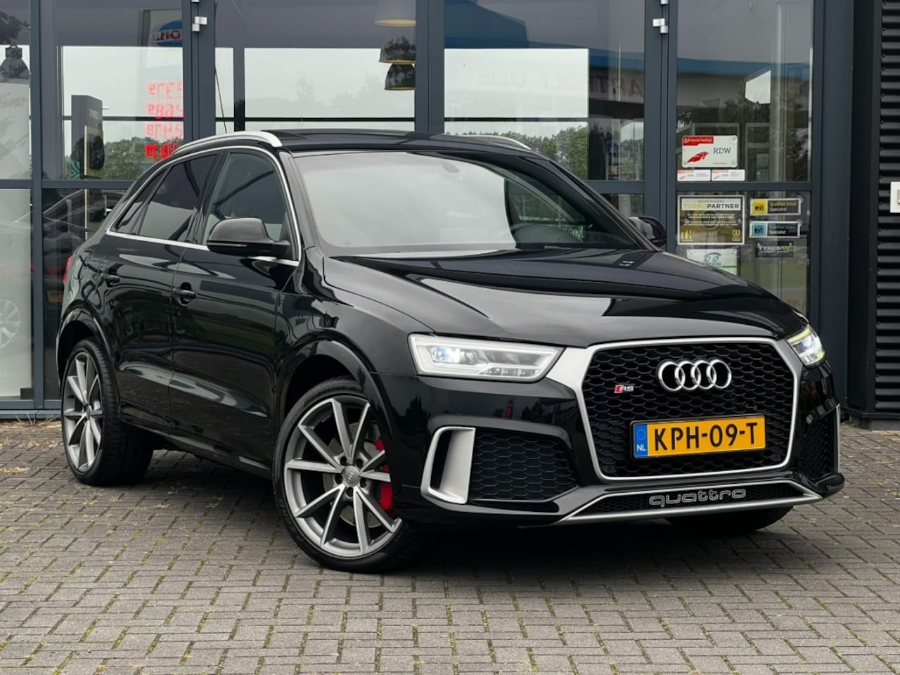 Audi RSQ3 - 2.5 TFSI RS Q3 Q. - AutoWereld.nl