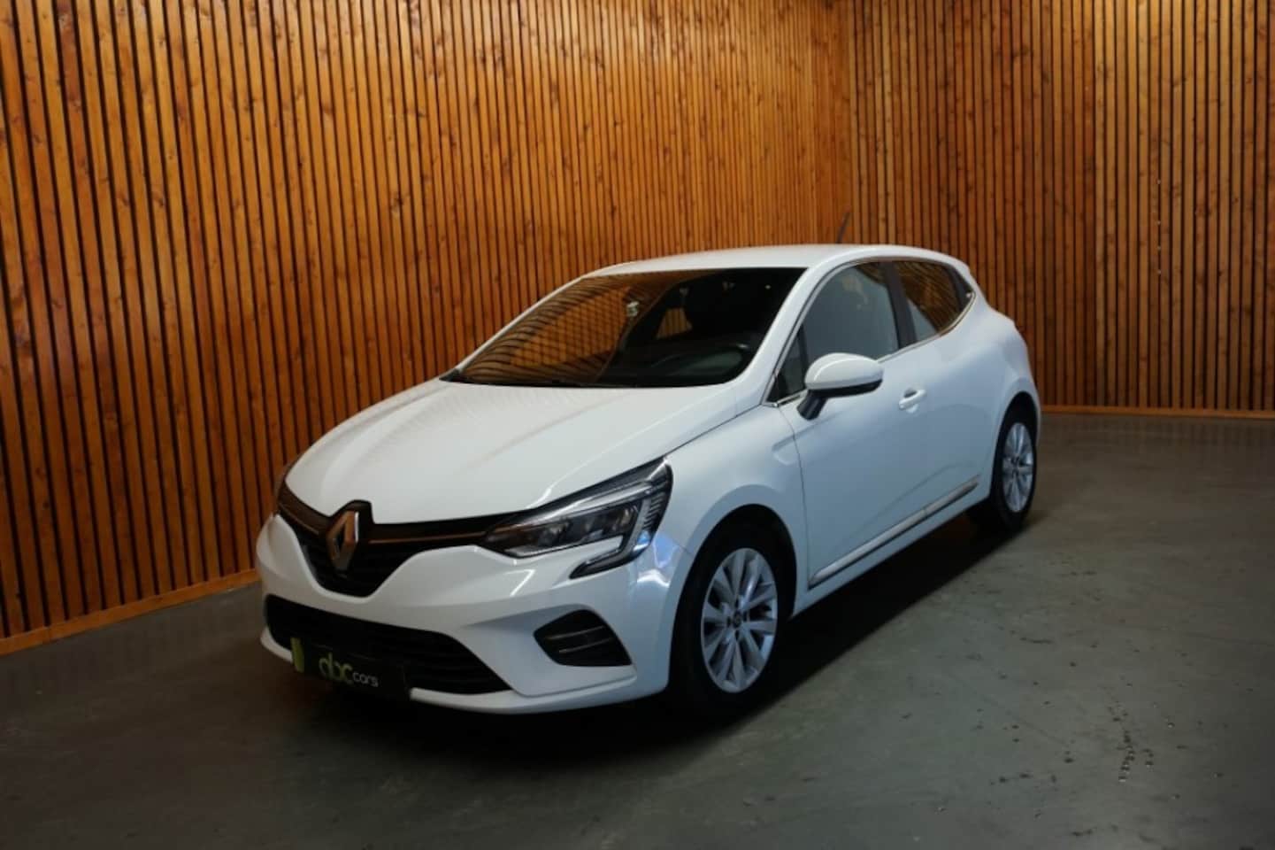 Renault Clio - 1.3 TCE INTENS AUTOMAAT CLIMA NAVI LANE - AutoWereld.nl