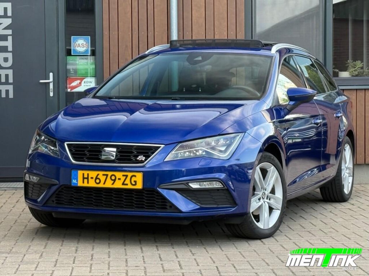 SEAT Leon - 1.0 TSI FR Pano Led Trekhaak Camera Stoelverw. - AutoWereld.nl