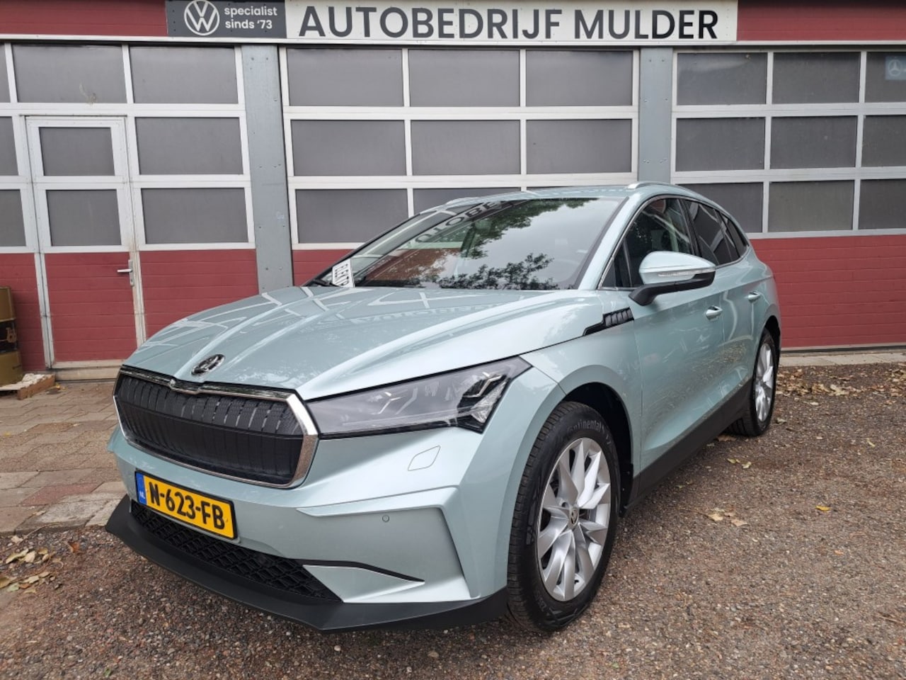 Skoda Enyaq - iV 80 204 Pk 1/2 Leder Apple carplay SOH 92% Trekhaak - AutoWereld.nl