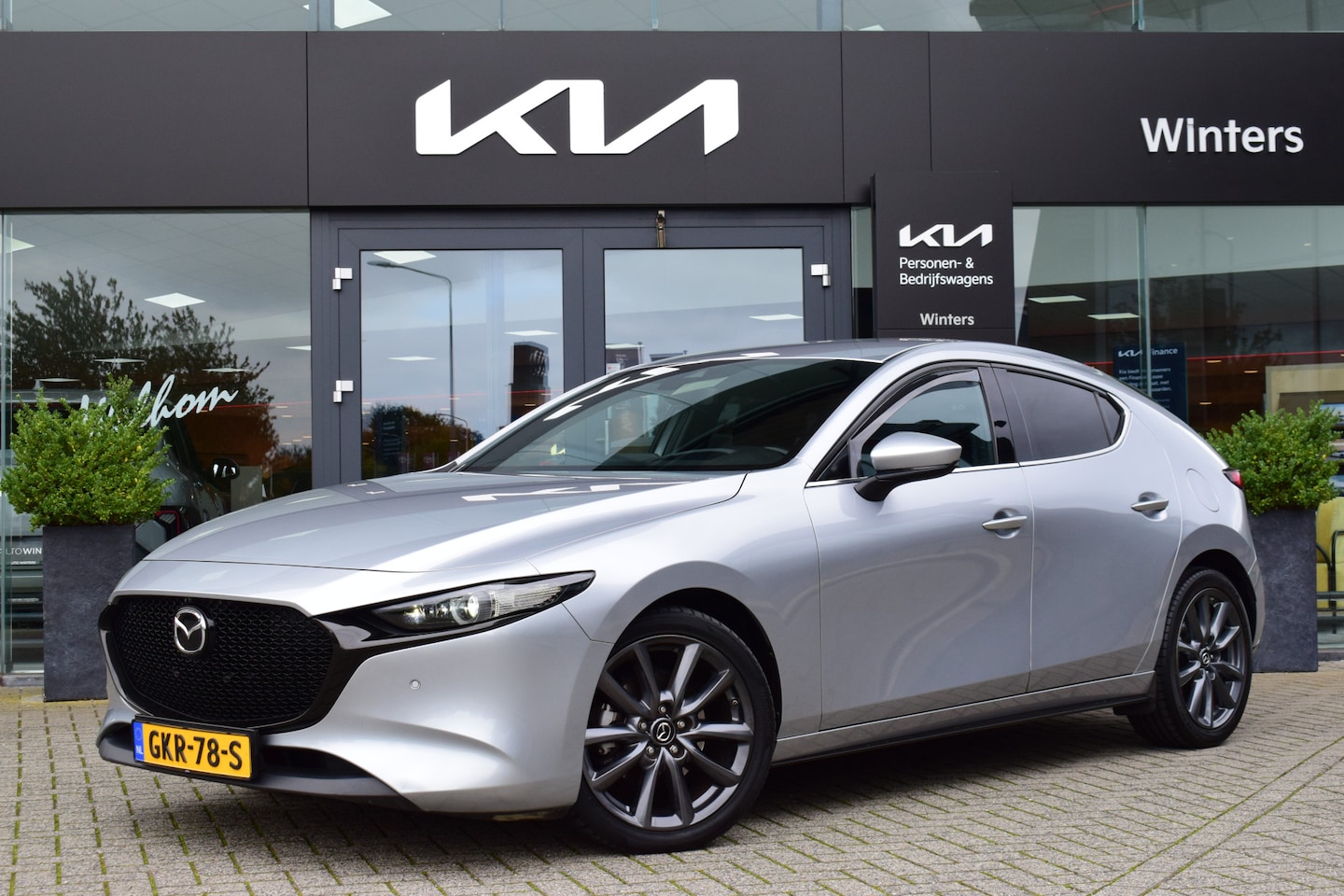 Mazda 3 - 2.0 e-SkyActiv-G M Hybrid 122 | 360° Camera | Head-Up Display | Adaptieve Cruise Control | - AutoWereld.nl