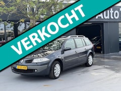 Renault Mégane Grand Tour - 2.0-16V Tech Line/ airco/ trekhaak/ NAP/ Goed onderhouden Nieuwe APK. 6 maanden garantie