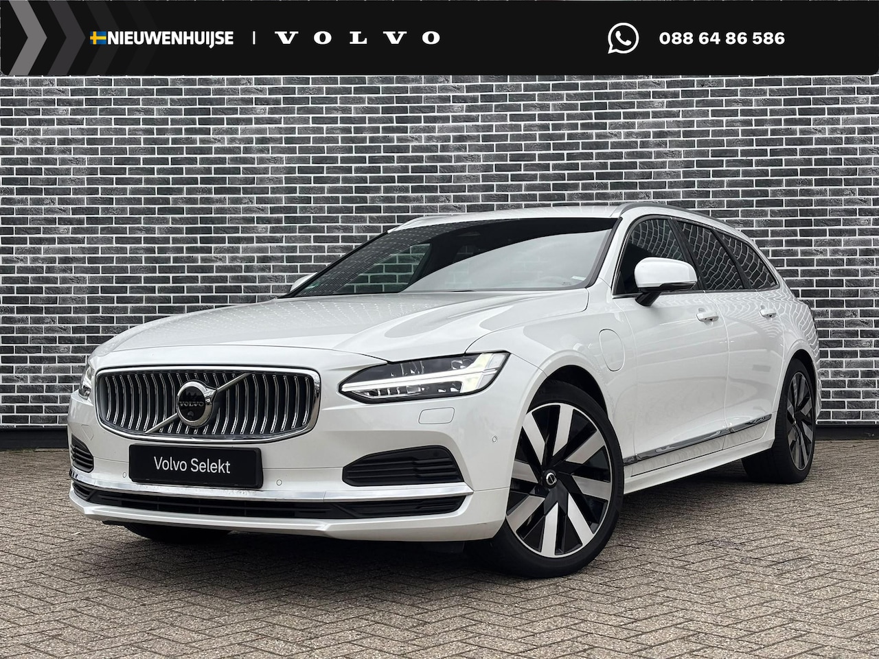Volvo V90 - 2.0 T6 Plug-in hybrid AWD Plus Bright | Long Range | Adaptieve Cruise Control | 360° Parke - AutoWereld.nl