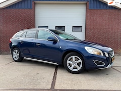 Volvo V60 - 1.6 T3 Ocean Race Trekhaak Schuifdak Vol Leder