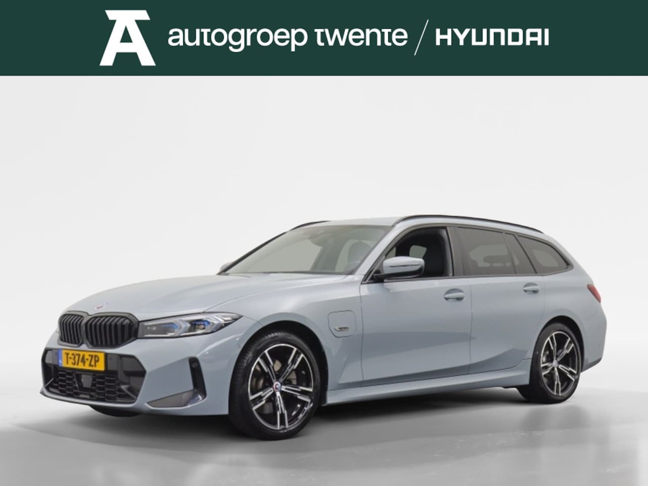 BMW 3-serie Touring - 330e M SPORT + Innovation | Elek. Trekhaak | ACC | HUD - AutoWereld.nl