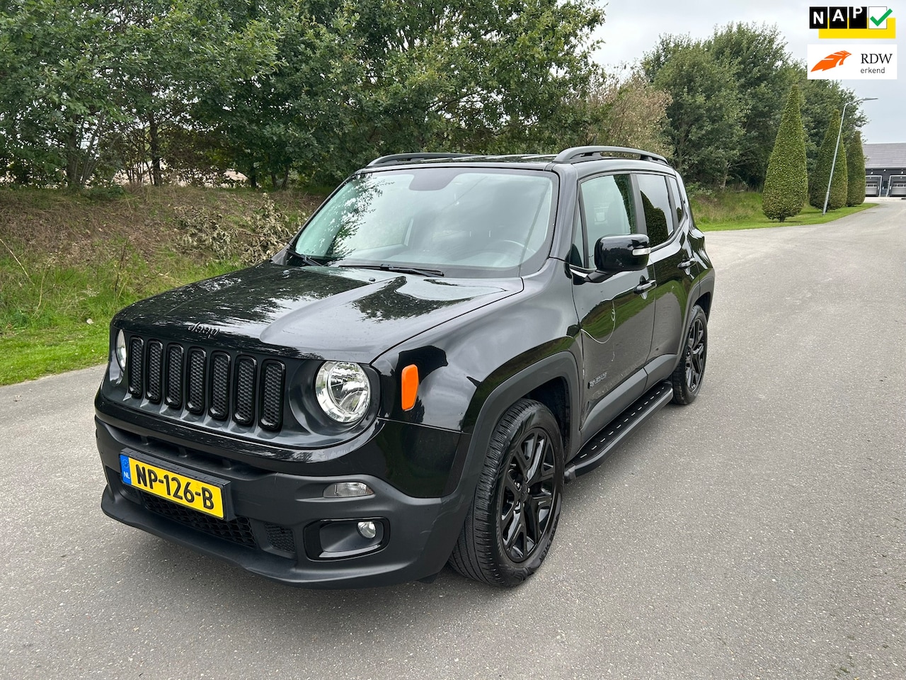 Jeep Renegade - 1.4 MultiAir Night Eagle 1.4 MultiAir Night Eagle - AutoWereld.nl